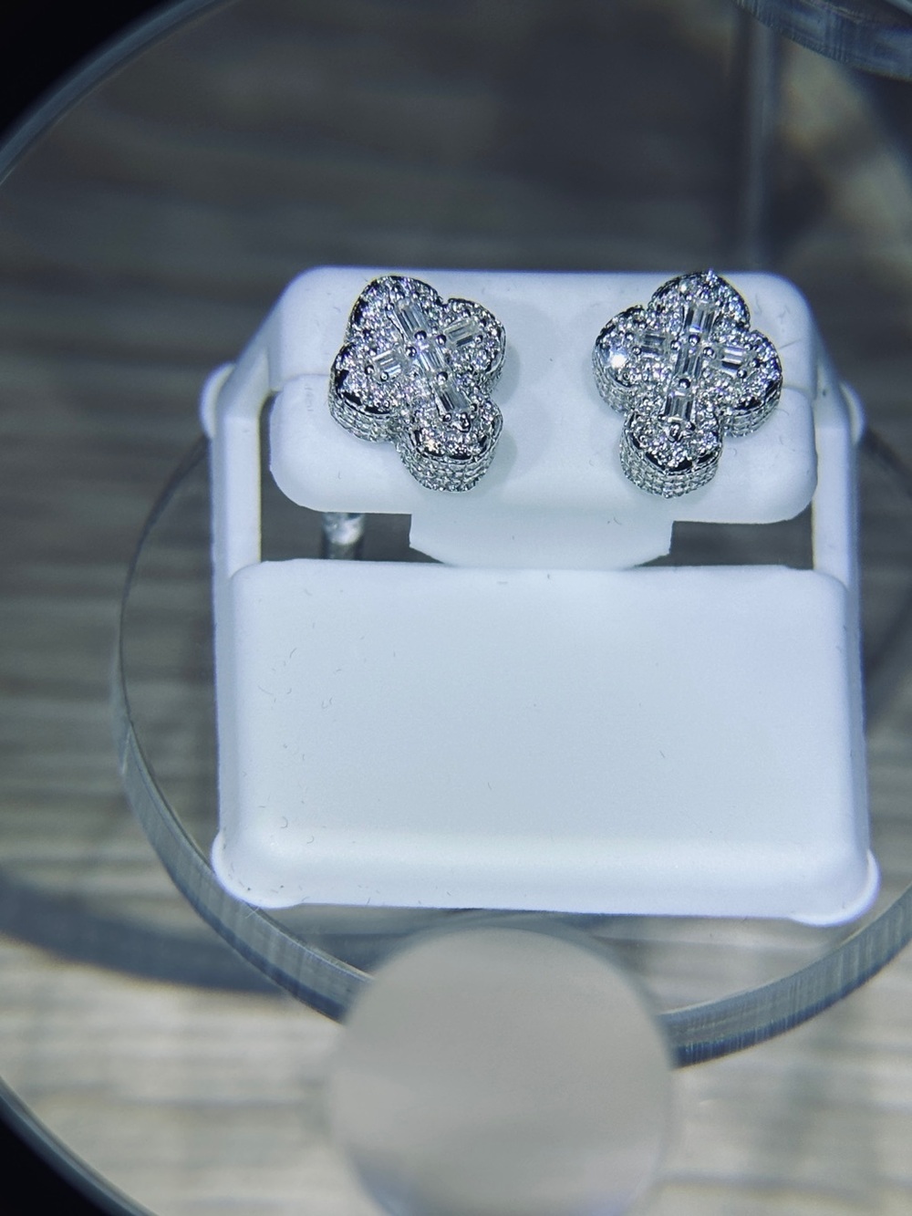 VVS Moissanite Baguette-Cut Cross Stud Earrings